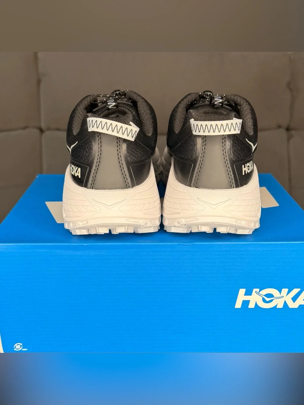 HOKA Mafate Three2 Vibram Black Cosmic Grey Unisex 8.5M 9.5W (160)